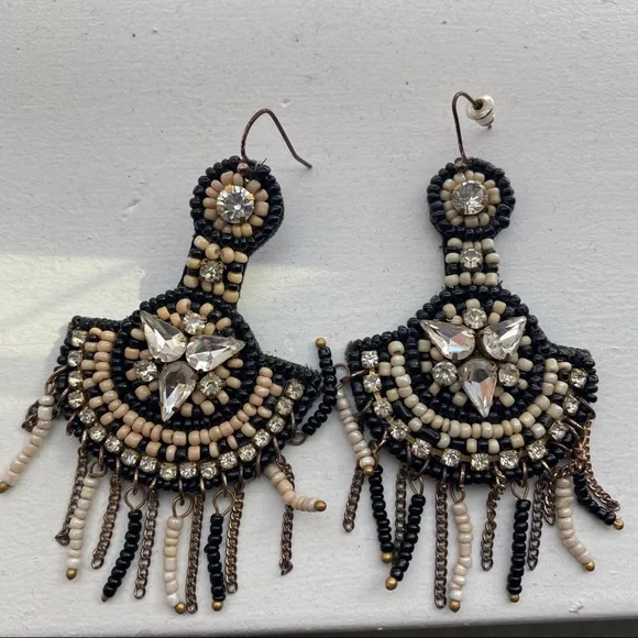 Black and cream statement earrings with stones - Picture 2 of 7